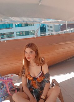 Sara - escort in Al Manama Photo 4 of 8