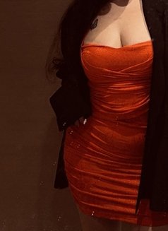 Sara - escort in Dubai Photo 6 of 6