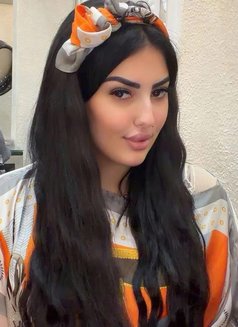 Sara - escort in İstanbul Photo 8 of 10