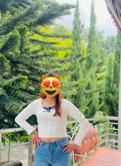 Sara - escort in Kathmandu Photo 5 of 5