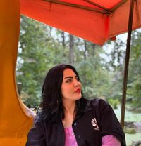 Sara - escort in Muscat Photo 5 of 7