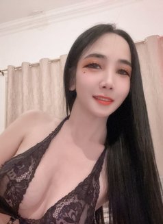 Sara Ontop - Transsexual escort in Pattaya Photo 4 of 17