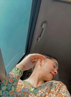 Sara - escort in Dubai Photo 10 of 10