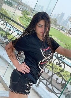 Sara - escort in Dubai Photo 2 of 5