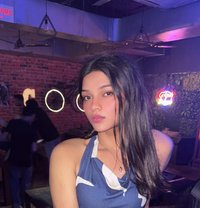 Sara Queen - Acompañantes transexual in New Delhi