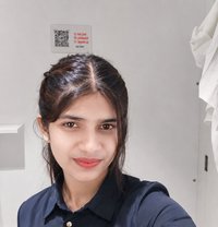 Sara Saroj - puta in Chennai Photo 2 of 2