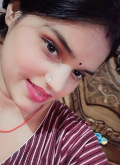 Sara Saroj - puta in Chennai Photo 2 of 2