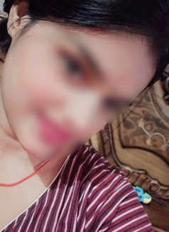 Sara Saroj - puta in Chennai Photo 4 of 4