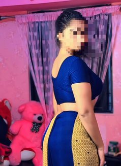 Sara Saroj - escort in Chennai Photo 7 of 7