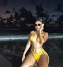 Sara sexy bum - adult performer in Bali Photo 3 of 10