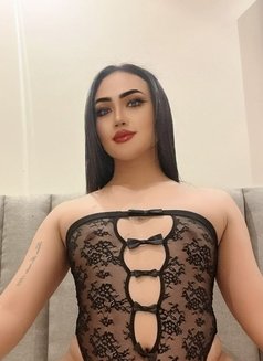 Nadia Sexy so hot ladyboy big cock - Transsexual escort in Riyadh Photo 3 of 5