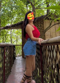 Sara for hand cash service - escort in Kathmandu Photo 1 of 2