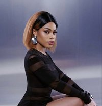 Sara - escort in Jeddah Photo 1 of 1