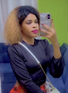 Sara - escort in Riyadh Photo 1 of 1