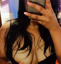 Sara - puta in Colombo