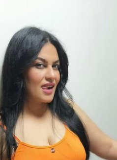 Sara Syria - escort in Dubai Photo 2 of 5