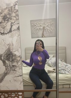 Sara - escort in İstanbul Photo 6 of 7