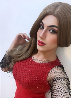 Sara - Transsexual escort in Beirut Photo 7 of 9