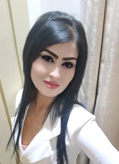 Sara - escort in Muscat Photo 1 of 7