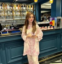 Sara Indian Escorts - puta in Ajmān