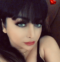 Sara Teenager Owo and strapon - escort in Muscat