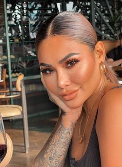 Sara - puta in Al Juffair Photo 7 of 7