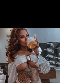 Sara - escort in Al Juffair Photo 8 of 8