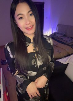 Sara - escort in Al Manama Photo 1 of 5