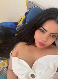 Sara - escort in Al Sohar Photo 2 of 5