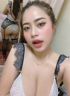 Sara - puta in Jeddah Photo 5 of 8