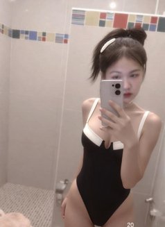 Sara - masseuse in Pattaya Photo 3 of 6