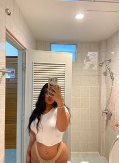 Katy - escort in Phuket Photo 3 of 9