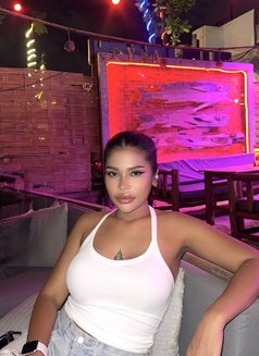 Sara - escort in Phuket Photo 4 of 6