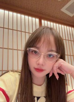 Sara - escort in Tokyo Photo 3 of 15