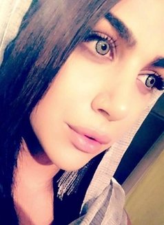 Sara Ts - Transsexual escort in Doha Photo 6 of 8