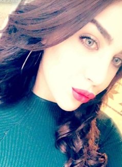 Sara Ts - Transsexual escort in Doha Photo 7 of 8