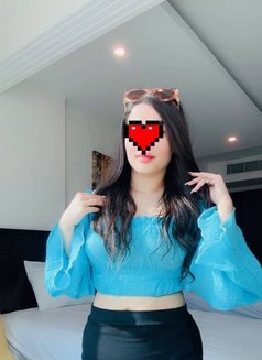 Sara - puta in Muscat Photo 2 of 5