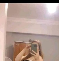 Sara - escort in Muscat