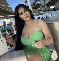 Sara - escort in Muscat