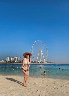 Sara - escort in Dubai Photo 10 of 12