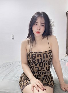 Sara Available for outcall or incall - puta in Abu Dhabi Photo 9 of 9