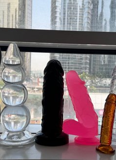 Sara With Solid poppers - Transsexual escort in Dubai Photo 3 of 11