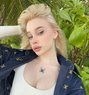 Sarah 20 Yo From Russia - puta in Dubai Photo 13 of 13