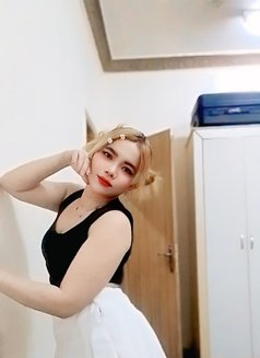 Sarah 340 - escort agency in Riyadh Photo 8 of 12
