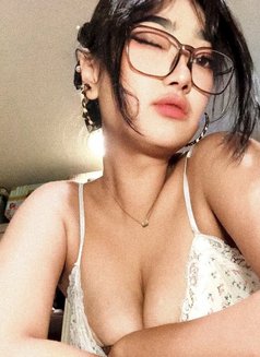 Sarah Alexandra - puta in Jakarta Photo 1 of 8