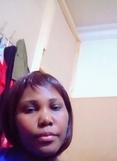 Sarah - escort in Riyadh Photo 3 of 5