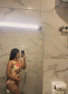 Sarah - escort in Yokohama Photo 1 of 2