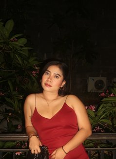 Sarah Bae - puta in Singapore Photo 7 of 14