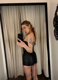Sarah - dominatrix in İstanbul Photo 1 of 5