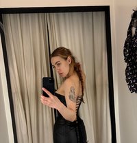 Sarah - dominatrix in İstanbul